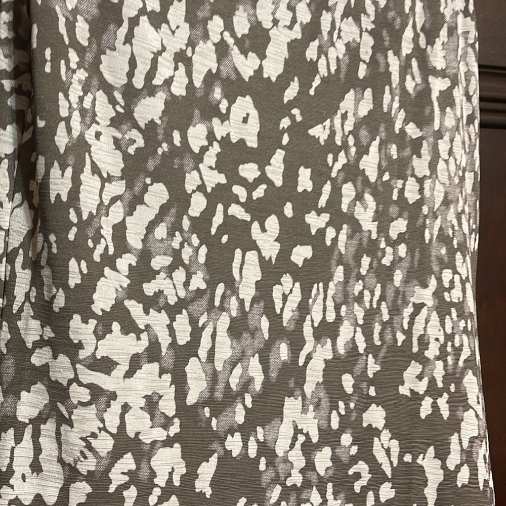 Dress - Picture 7 of 7